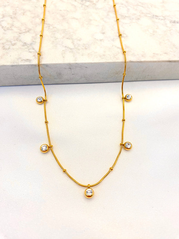 Collar Cinco Zirconias Acero