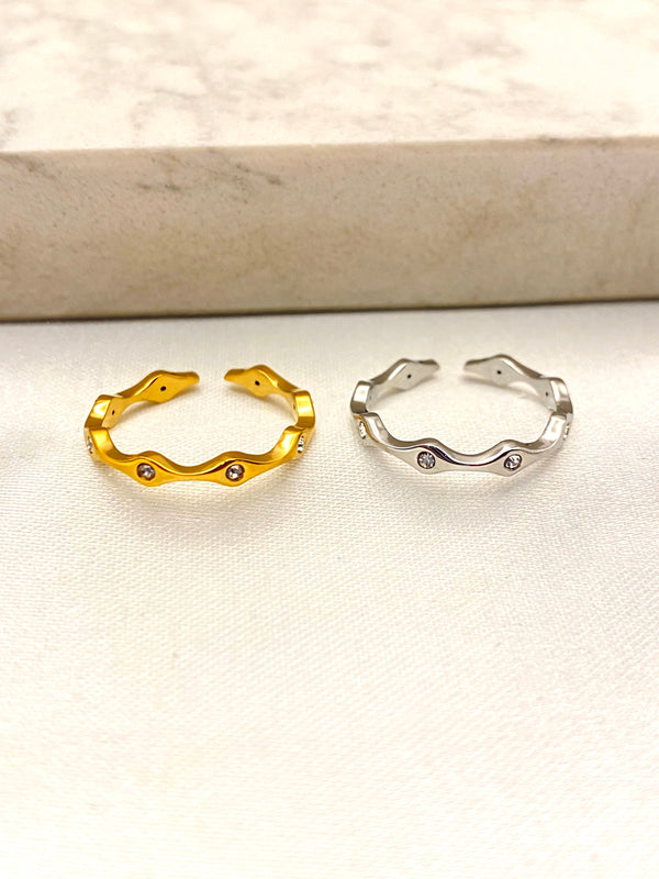 Anillo 8 Zirconias Acero