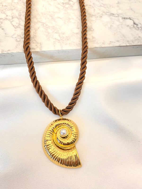Collar Hilo Maxi Caracol Acero
