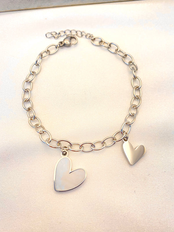 Pulsera Corazones Madre Perla Plateada Acero