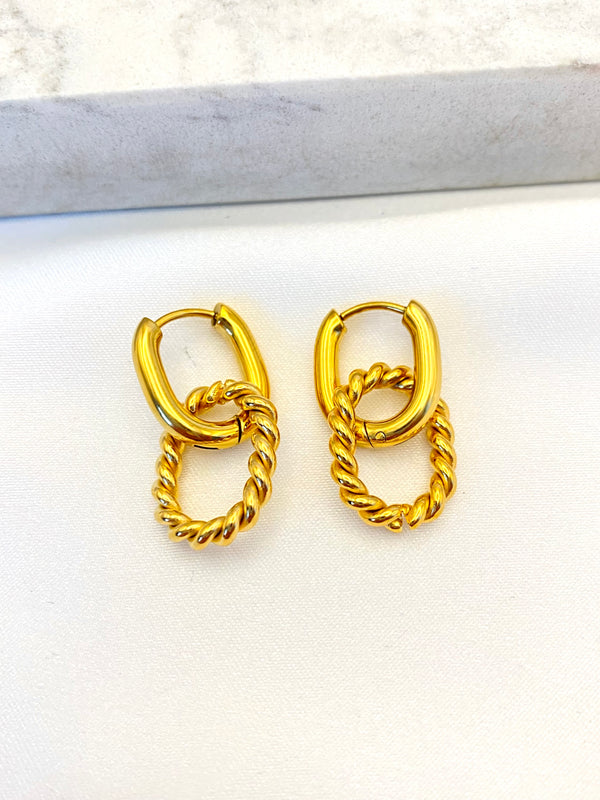 Huggie Oval Trenzado Acero