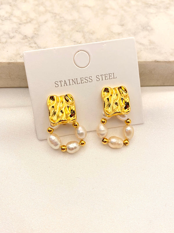 Arete Cuadrito Perlas Acero