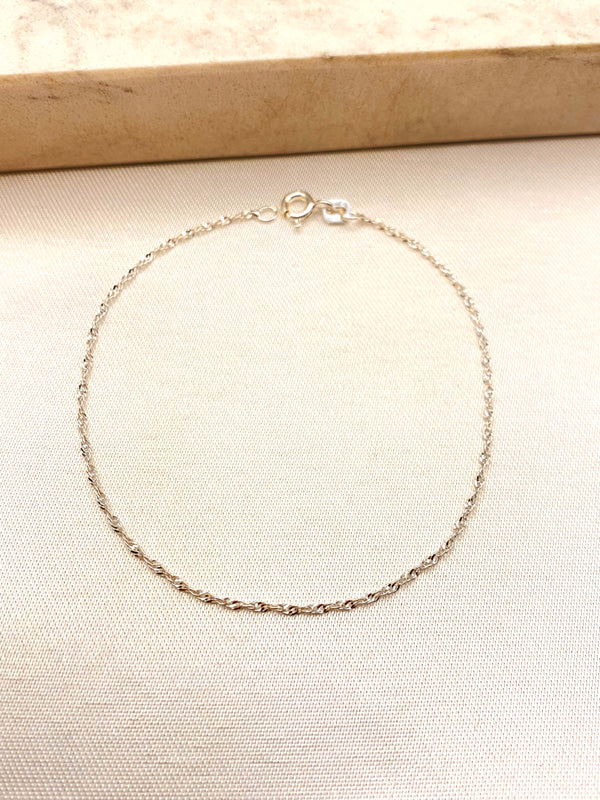 Pulsera Twist Delgada Plata