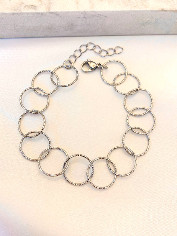 Pulsera Aros Seguidos Plateada Acero