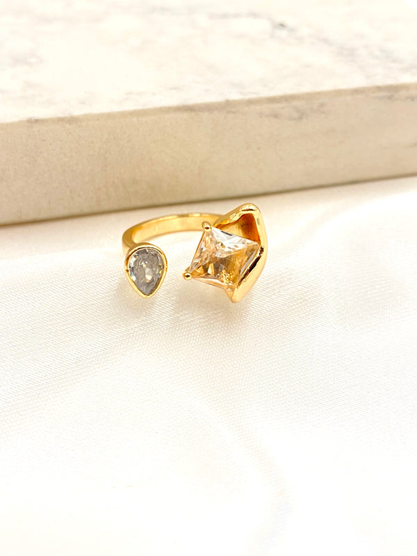 Anillo Cuadro Gota Zirconia